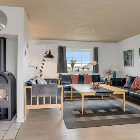 Сasa de vacaciones Hildegard - 50m From The Sea By Interhome Harboør