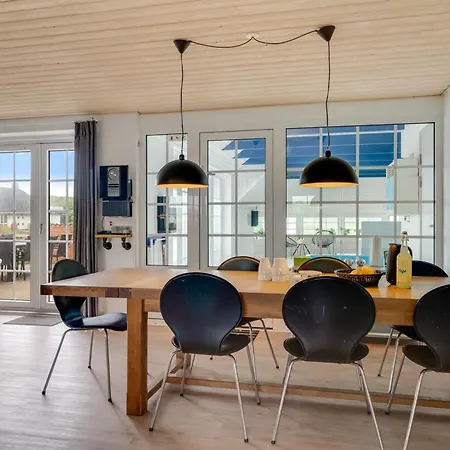 Hildegard - 50m From The Sea By Interhome * هاربور