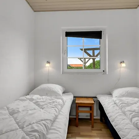 Hildegard - 50m From The Sea By Interhome * הרבור