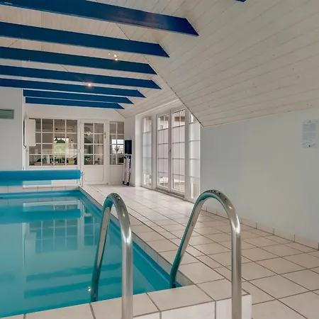 Hildegard - 50m From The Sea By Interhome הרבור