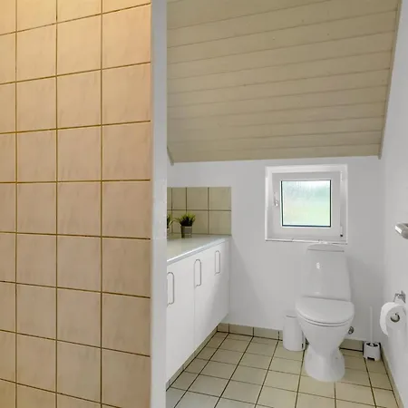 Hildegard - 50m From The Sea By Interhome *