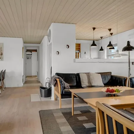Hildegard - 50m From The Sea By Interhome בית נופש